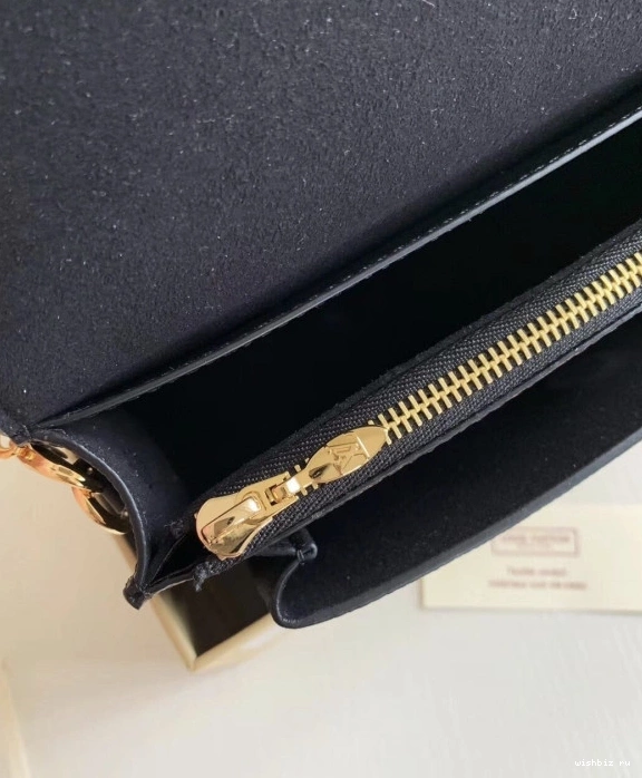 WIS LOUIS VAVIN WALLET CHAIN VUITTON 0804